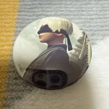 스퀘니 카페 NieR:Automata 9S 캔뱃지
