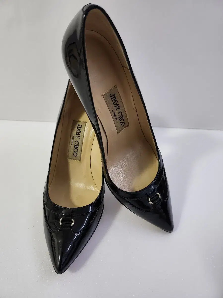 Jimmychoo Black Patent Pumps