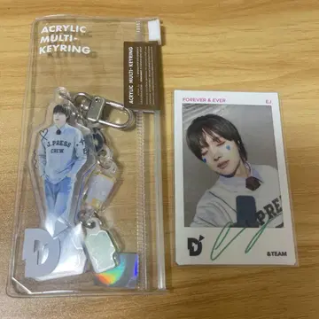&TEAM D'PARTMENT 하라카도 아크릴 키링 EJ 폴라로이드