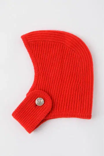 나곤스탠스 Nagonstans 버튼이 달린 니트 캡