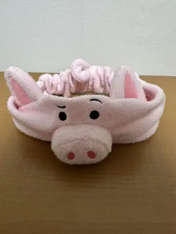 돼지 얼굴 디자인 머리띠