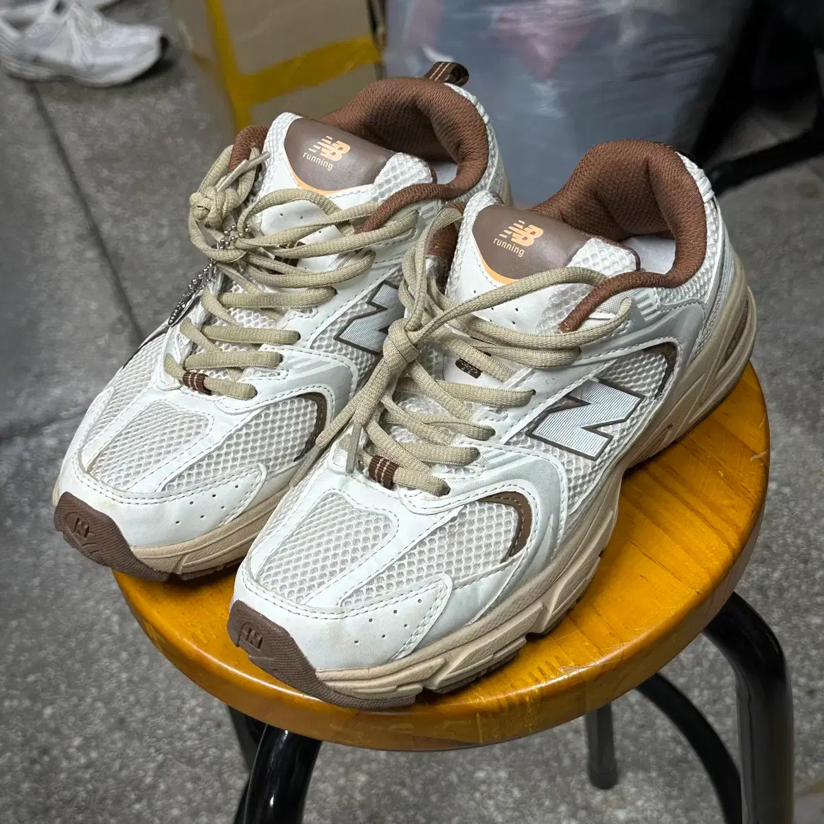 ニューバランス 530 ブラウンホワイト 250