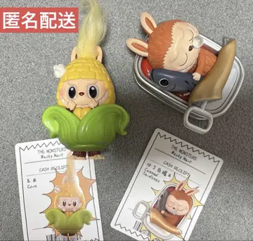 THE MONSTERS Wacky Mart LABUBU 러브브 피규어