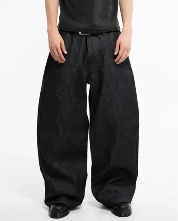 MENES Janome Raw Baggy Jeans - Black
