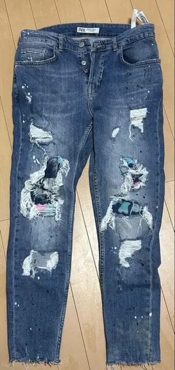 데미지 가공 다크 블루 스키니 데님