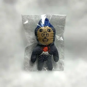 작가님의 브로치