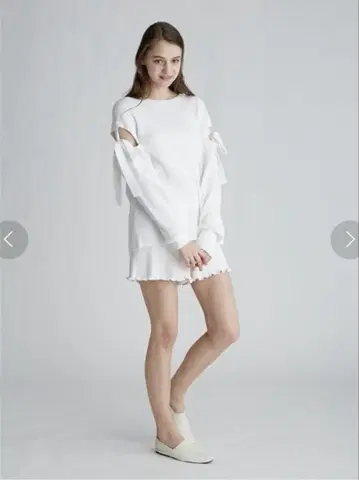 미사용 새상품 택 포함 젤라또피케 에어리모코 리본 풀오버