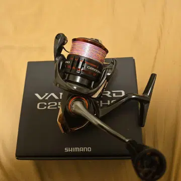 시마노 20  C2500SHG
