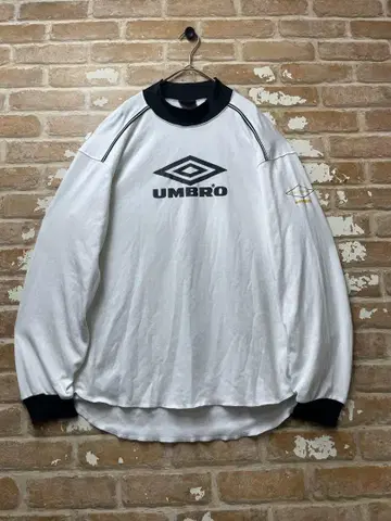 90s 엄브로 UMBRO 롱 T 링거 맨투맨 센터 로고 화이트