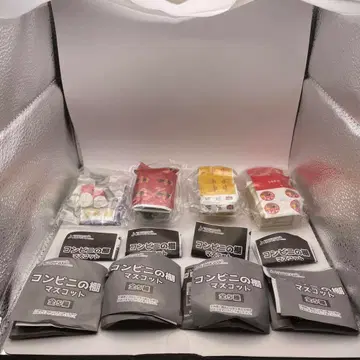 편의점 마스코트 4개 세트 진열대 A 진열대 C 진열대 D 상품 세트