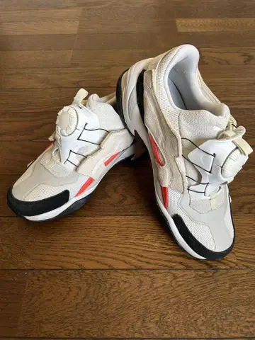 새상품급 PUMA Thunder Disc 24.5cm