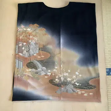 블랙 전통 예복 기모노 풍경화 실크 소재 안감 기모노 리메이크