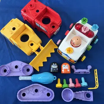 호빵맨 쿠미타테 DIY 나사나사 체인지! 하타라쿠 노리모노