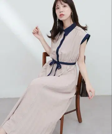 슬리브리스 롱 원피스 베이지