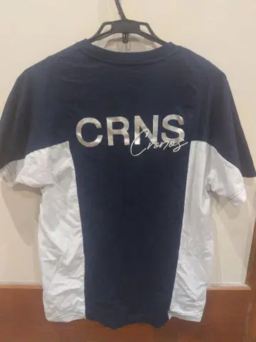 CRNS CRONOS 로고 T셔츠 네이비