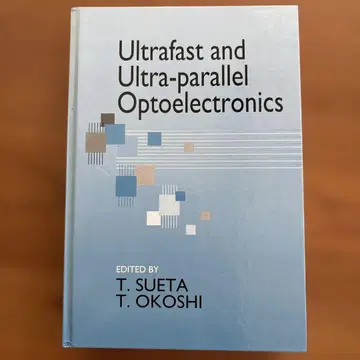 Ultrafast Ultra-parallel Optoelectronics
