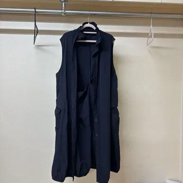 네이비 롱 베스트 버튼 포함