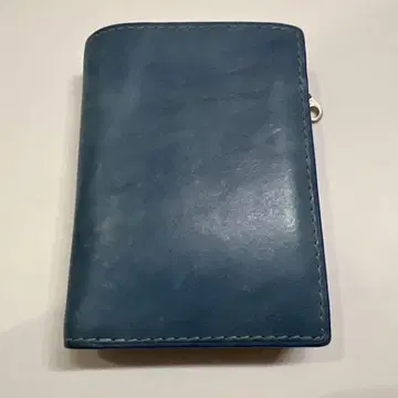 배기 포트 네이비 나염 가죽 이단 접이식 지갑 블루