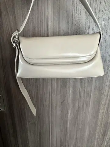 [ osoi ] 베이지 숄더백