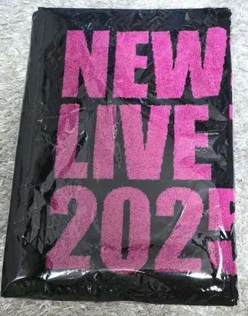 NEWS LIVE TOUR 2025 변신 타월