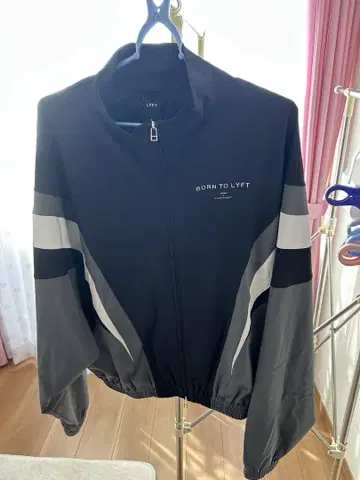 [ 새상품급 ] Lyft OVERSIZE TRACK JACKET V.2