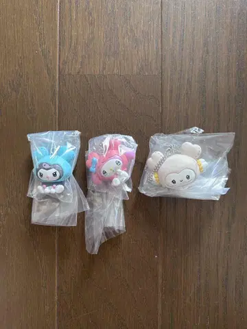 TWICE LOVELYS x SANRIO CHARACTERS