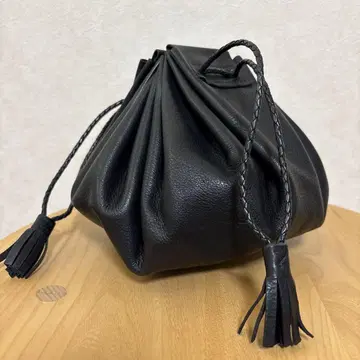 *새상품급* as couture 블랙 가죽 드로우 스트링 백 태슬 포함