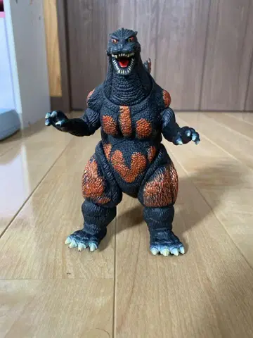 버닝 고질라 피규어