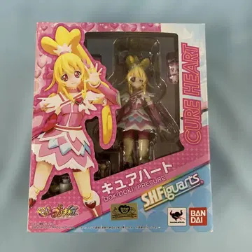 S.H.Figuarts 큐어 하트 [ 두근두근! 프리큐어 ]