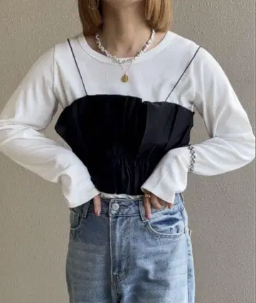 시착만 한 상품!! 개더 뷔스티에 set 리브론 Tee M 사이즈