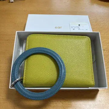 미사용 새상품 이아파피요네 라임 그린 접이식 지갑