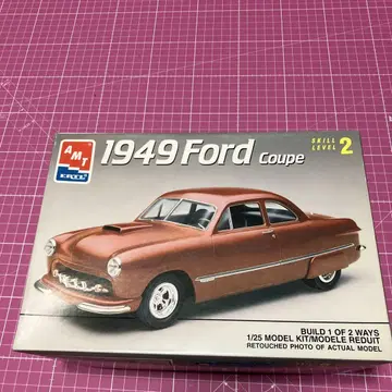 AMT 1949 포드 쿠페 1/25 모델 키트