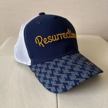 Resurrection 캡 네이비/화이트