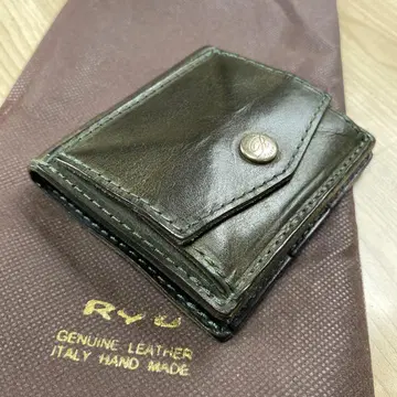 RYU 컴팩트 접이식 지갑
