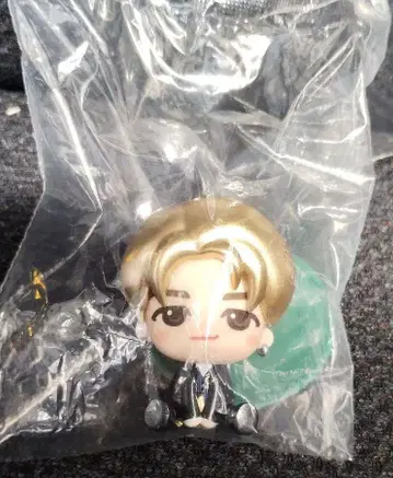 제일복권 Mrs.GReeeeNApple 와카이 히로토 쪼꼬렛 피규어