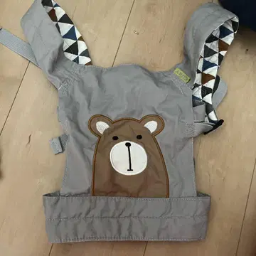 CUBY 곰 자수 아기띠