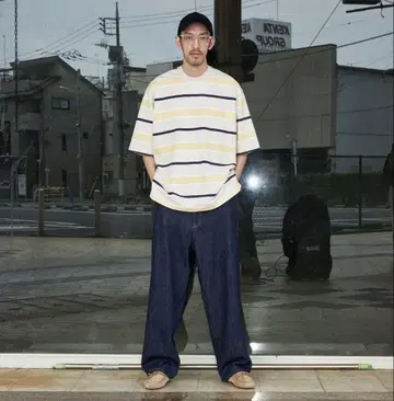 everyone multi border short sleeve tee m
