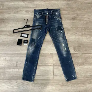 DSQUARED2 스케이터 42 S74LB0423