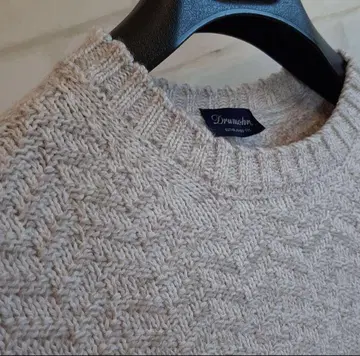 DRUMOHR 돌모어 베이지 헤링본 니트 스웨터