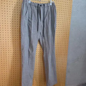 UNITED ARROWS 그레이 계열 체크 무늬 슬랙스