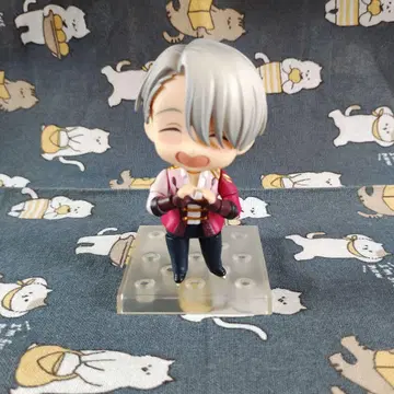 유리!!! on ICE 넨도로이드 빅토르