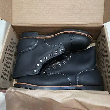 미사용 새상품!! 레드윙 아이언 레저 8084