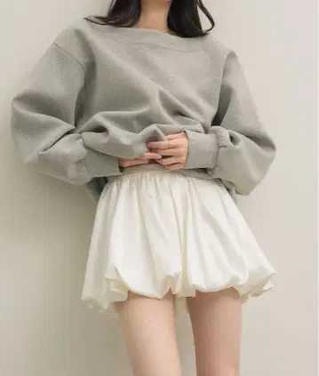 neuna 새틴 벌룬 스커트