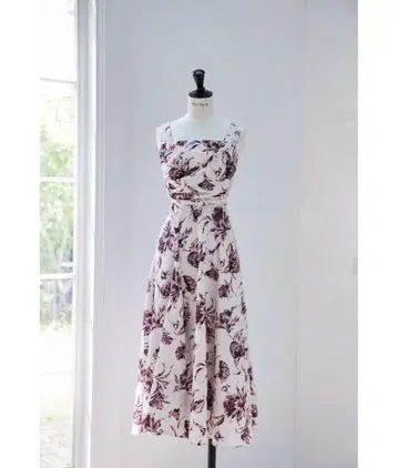[ 미사용 새상품 ] Dahlia Belted Dress S