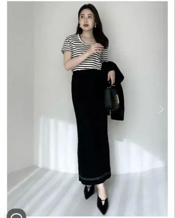 아뉴앙스 실크 터치 코튼 U넥 T