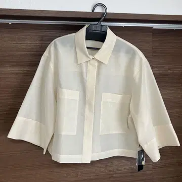 [새상품] The rejoice 그레디 브릴리언트 오간자 시어 셔츠