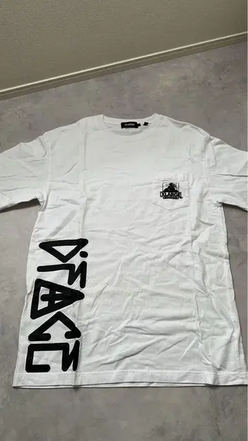 XLARGE 화이트 T셔츠