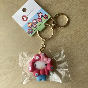 오사카 만박 미야쿠미야쿠 변신 헬로키티 입체 마스코트 키링