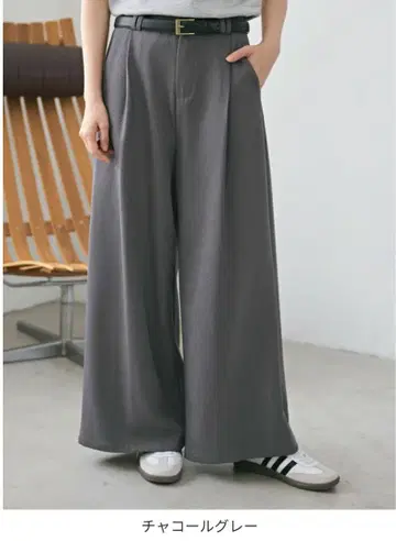 an chic 차콜 그레이 와이드 팬츠