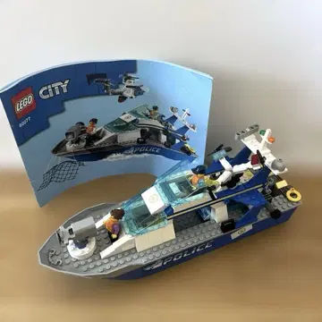 LEGO City 60277 경찰 보트 세트